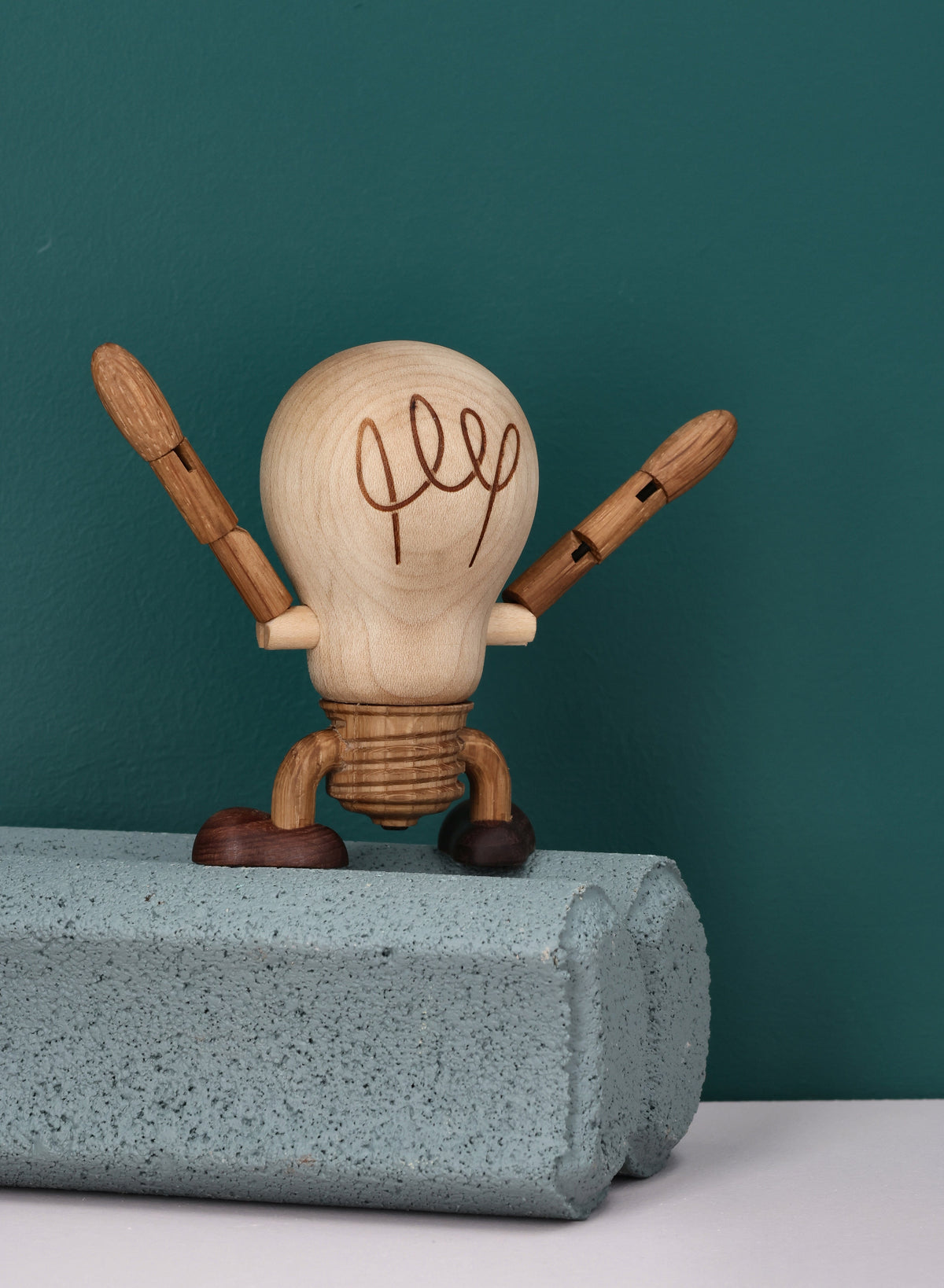 Buster Bulb