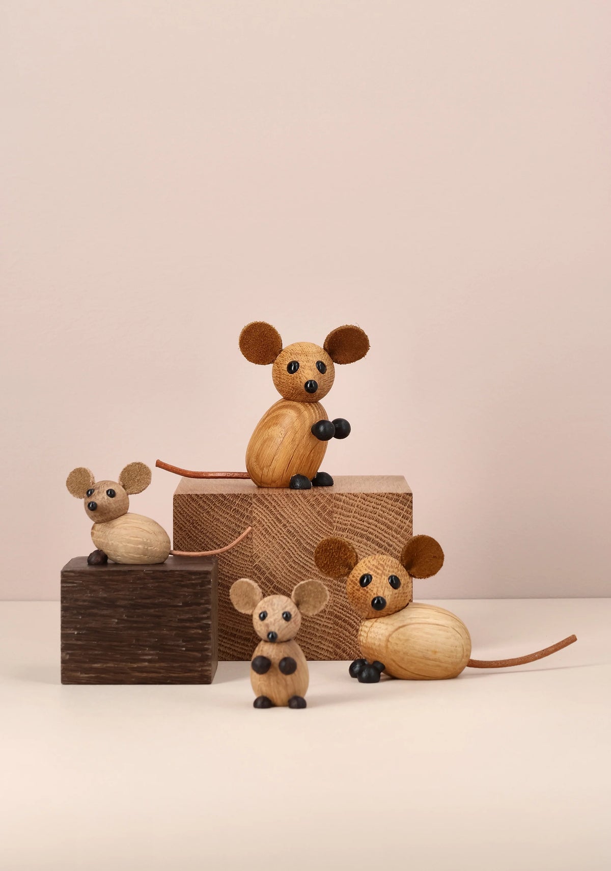 The City Mouse, miniature